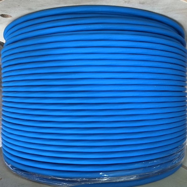 Cáp Mạng PANDUIT CAT6A PUL6AV04BU-EG U/UTP TX6A CE LSZH 75C 4PR/23AWG 10GBase-T and up to 500MHz BLUE Cuộn Dài 305M