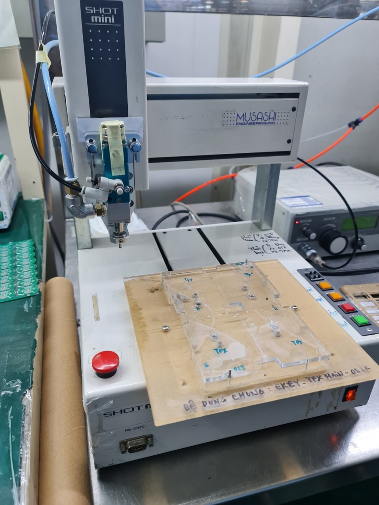 Bộ Combo Cáp Lập Trình Điều Khiển Robot Tra Keo MUSASHI SHOT MINI 200S Dispenser Với Máy Tính RS-232C USB 2.0 to 2 Port Serial Gearmo USA-FTDI2X & Cáp RS-232C Communication