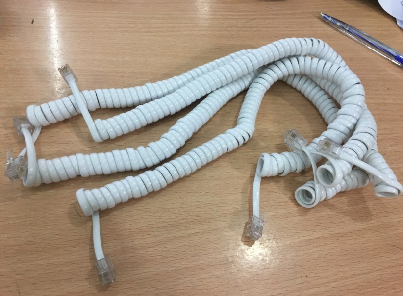 Cáp Kết Nối Xoắn Ốc Tay Cầm Nghe Nói Điện Thoại Bàn Panasonic RJ9 4 Wire Flat Cross Pinned Cable Coiled Telephone Cord RJ9 To RJ9 White Length 1.5M