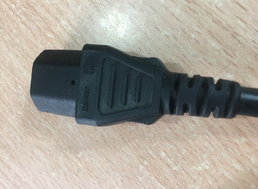 Dây Nguồn VOLEX PS204 V1625 NEMA 5-15P to C13 AC Power Cord 10A 125V 3X0.824mm² 18AWG Length 2.5M