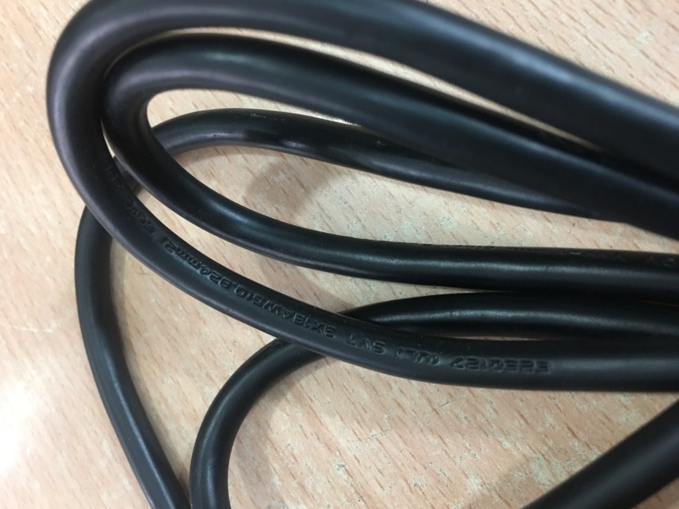 Dây Nguồn HONGLIN HL-002S HL-004 NEMA 5-15P to C13 AC Power Cord 10A 125V 3X0.824mm² 18AWG Length 1.8M