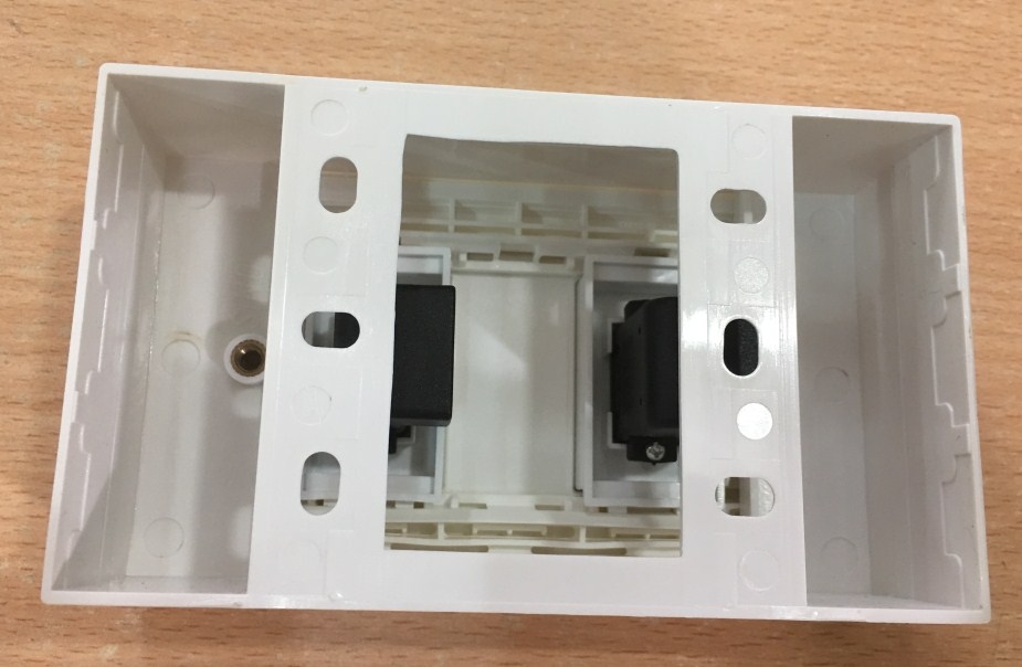 Bộ Outlet Panasonic Wallplate 2 Port HDMI White