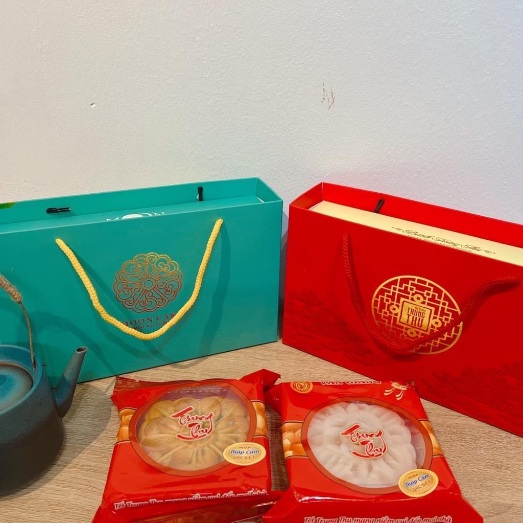 Bánh hộp 2 bánh túi xách