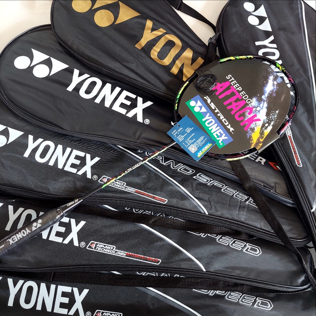 Vợt Yonex carbon 9,5kg