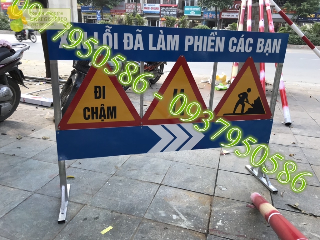 Biển báo công trường đang thi công 5km/h, Sản xuất giá rẻ nhất tại hà Nội