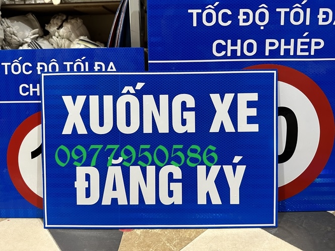 Biển báo 5km/h dùng trong công trường, cơ sở sản xuất biển báo tại Hà Nội