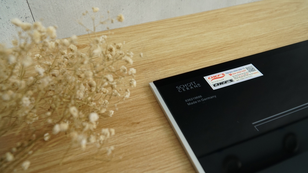 tim-hieu-ve-mat-kinh-schott-ceran-tren-bep-tu-chefs