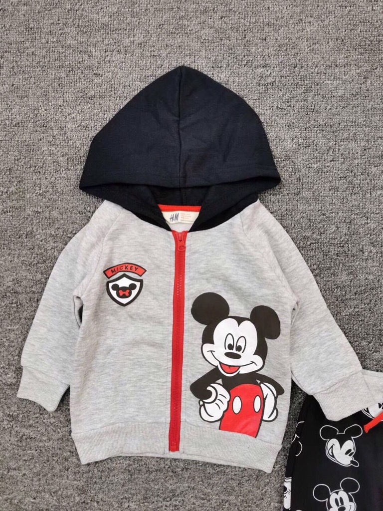 Bộ đồ thun bé trai chuột Mickey gồm áo khoác trùm đầu và quần jogger