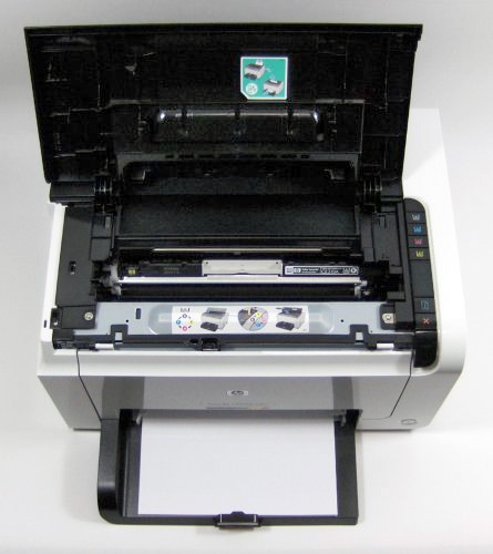thay-doi-mau-sac-van-phong-voi-may-in-hp-laserjet-cp1025
