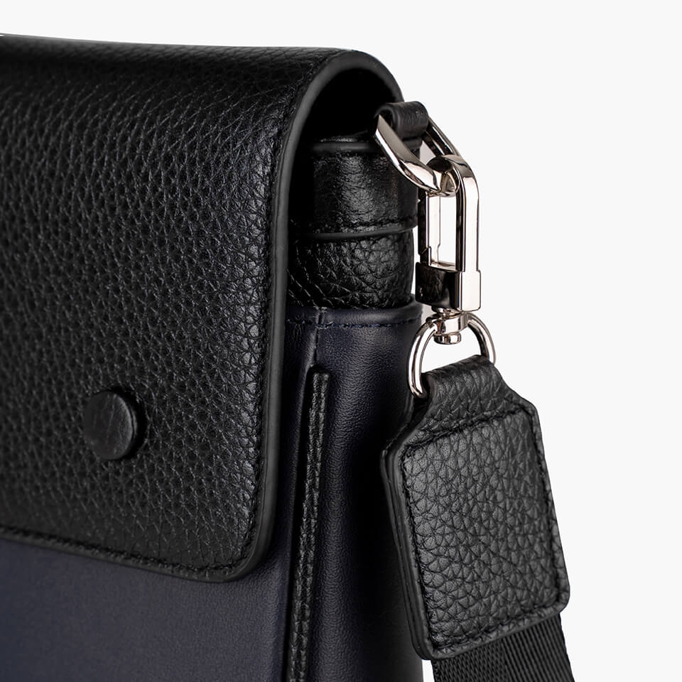 Túi đeo chéo nam Gence dáng ngang TD12