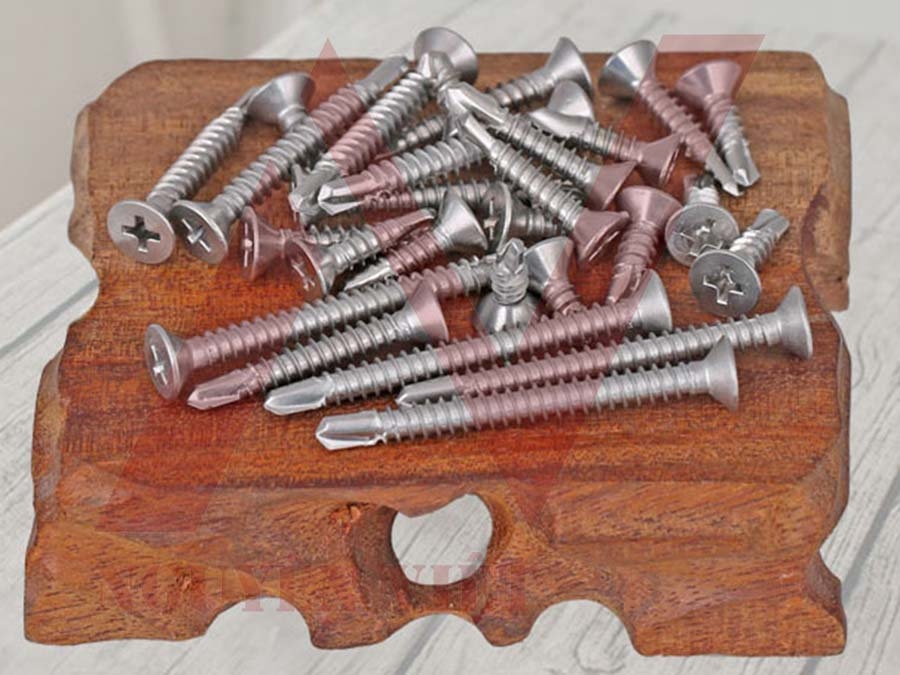 Vít bắn sắt đầu bằng tại Nguyên Việt company