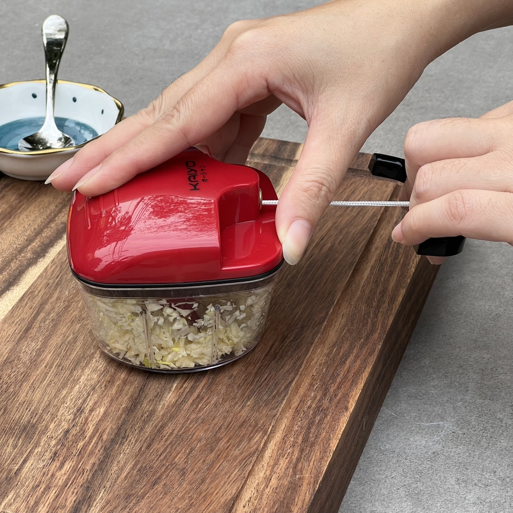 Dụng cụ xay tỏi ớt Kaiyo size S, dung tích 250ml