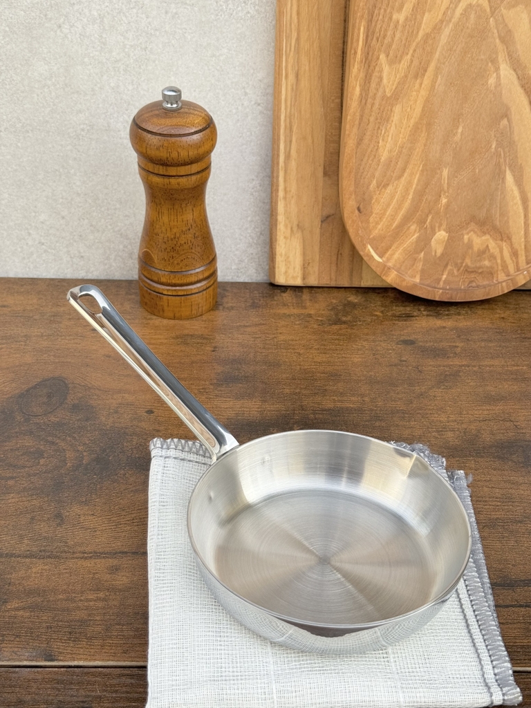 Chảo đúc inox 3 lớp đáy liền Tri-Ply Kaiyo, mini size 14cm