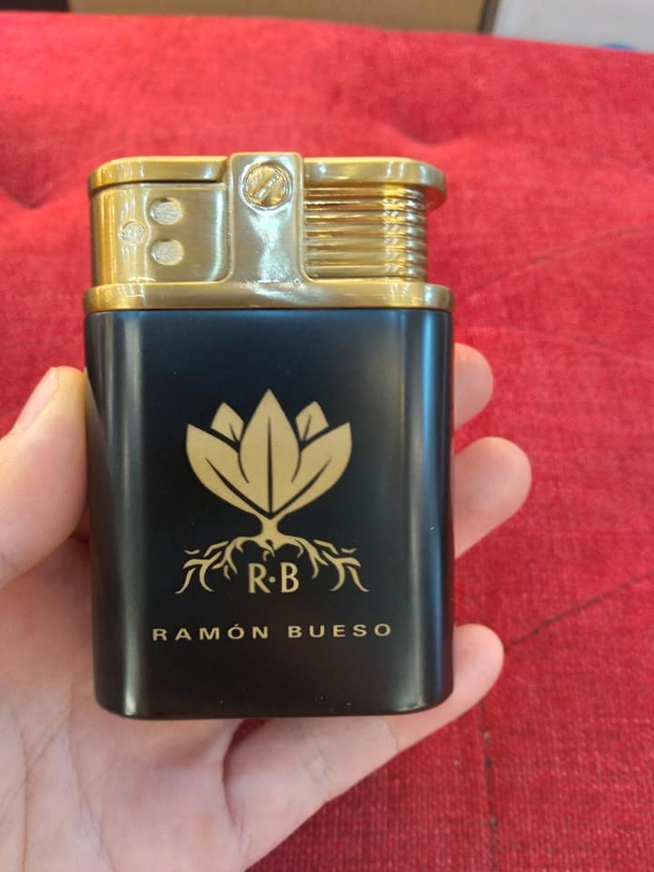 Bật lửa cigar RAMÓN BUESO 3 ngòi