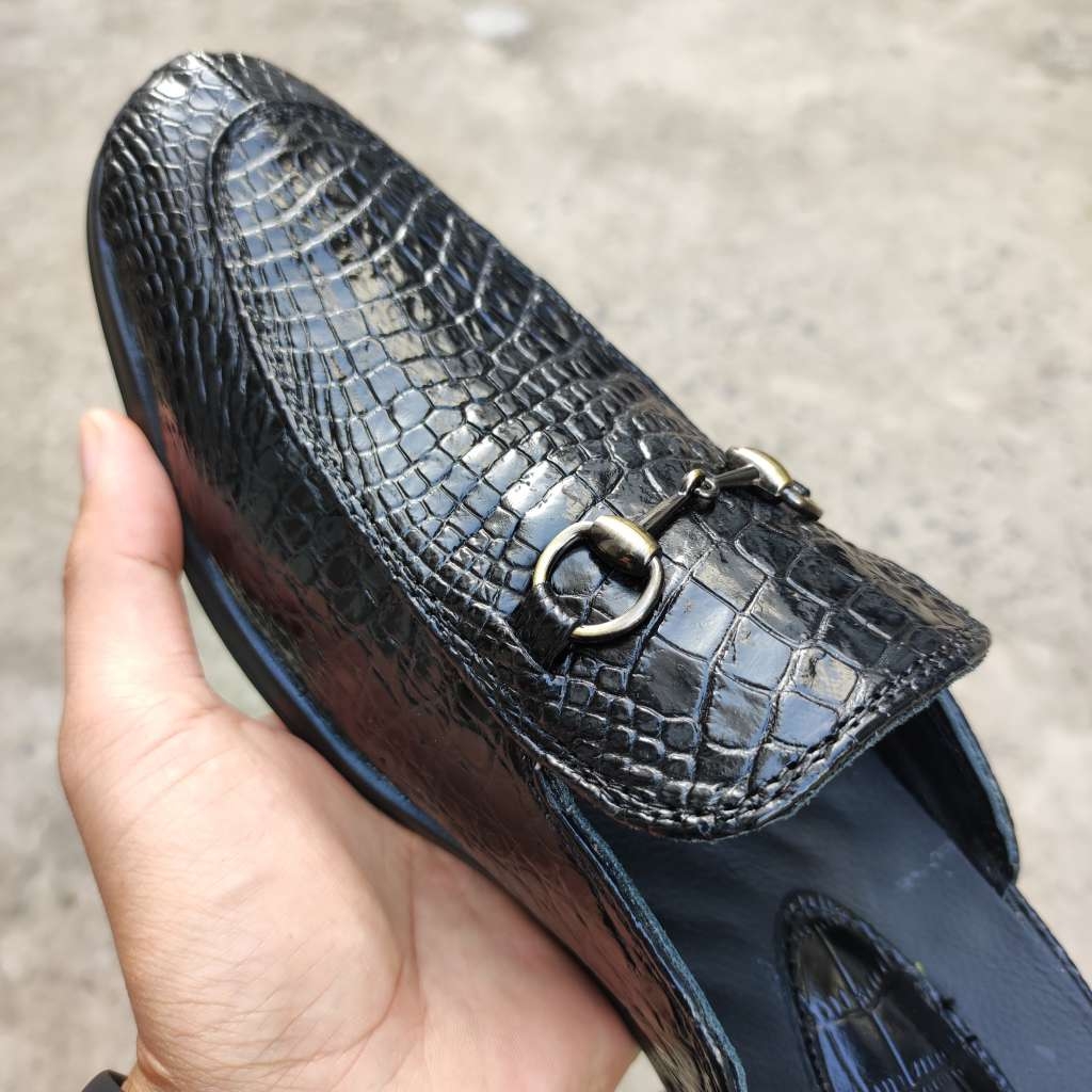 Giày sục Da cá sấu đẹp đẳng cấp. Da bắp có vân đẹp linh hoạt!