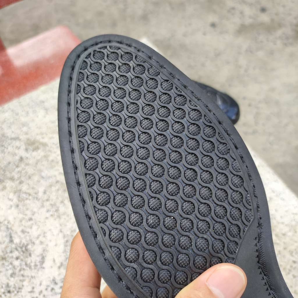 Giày sục Da cá sấu đẹp đẳng cấp. Da bắp có vân đẹp linh hoạt!