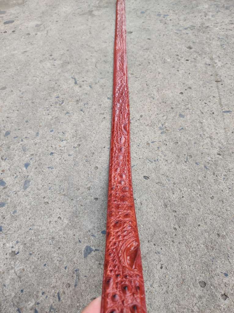 Nịt da Cá sấu - Dây liền hông rất dễ dùng! (mặt bạc)