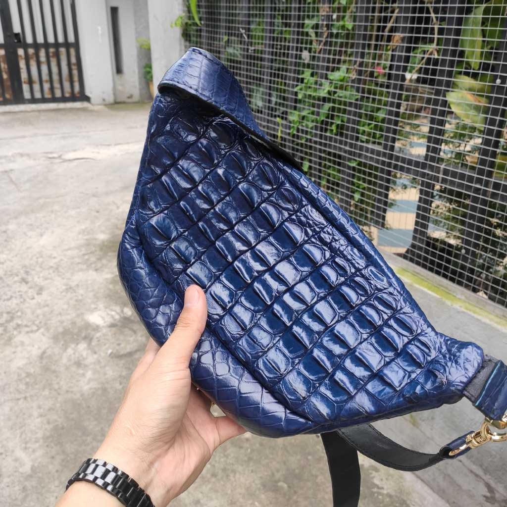 Túi đeo bụng Size vừa dễ sử dụng [XANH NAVY NỔI BẬT]