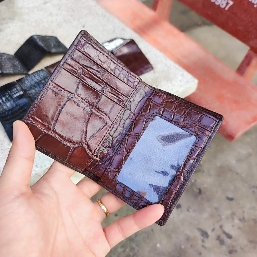 Ví cá sấu MINI dáng đứng. 2 mặt da bụng mềm và bền. Size 10.5*8.5 cm