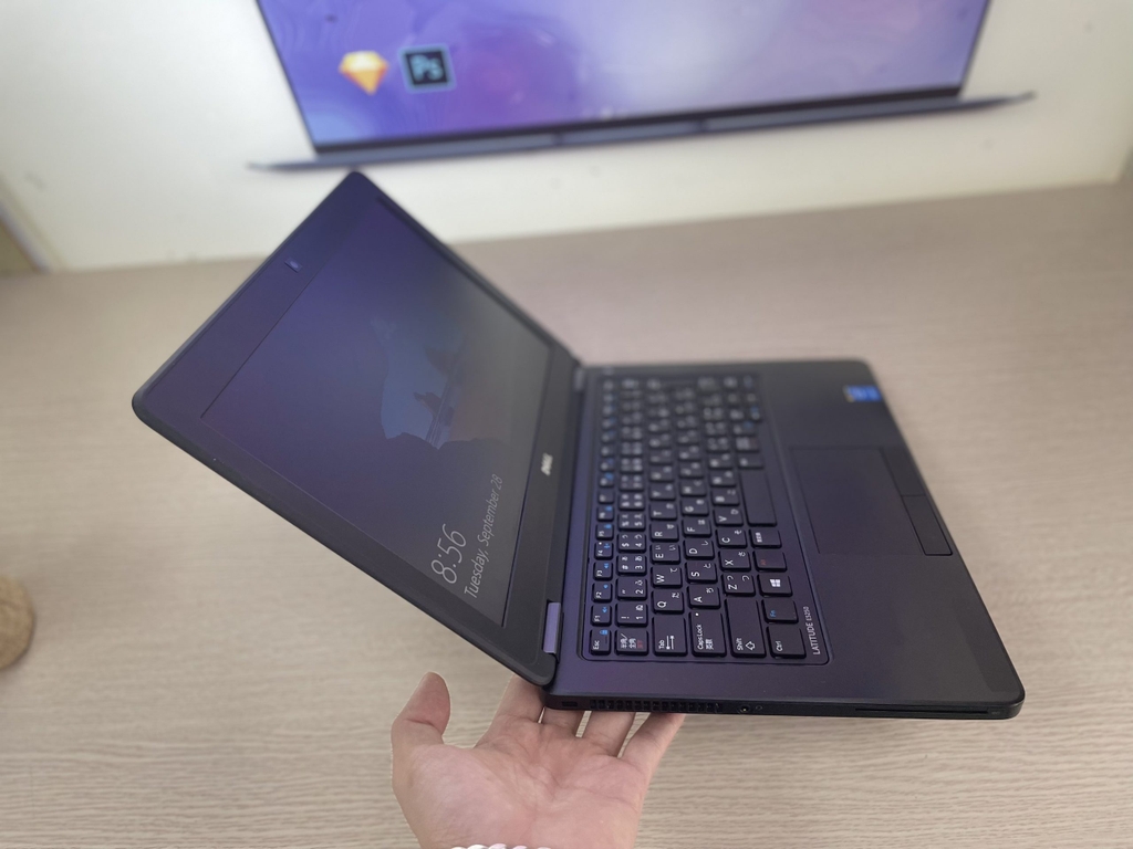 Laptop Cũ Dell Latitude E5250 |i5-5200U | Ram 4GB | SSD 120GB |14″ HD | Card on