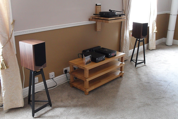 Loa bookshelf Acoustic Energy AE500