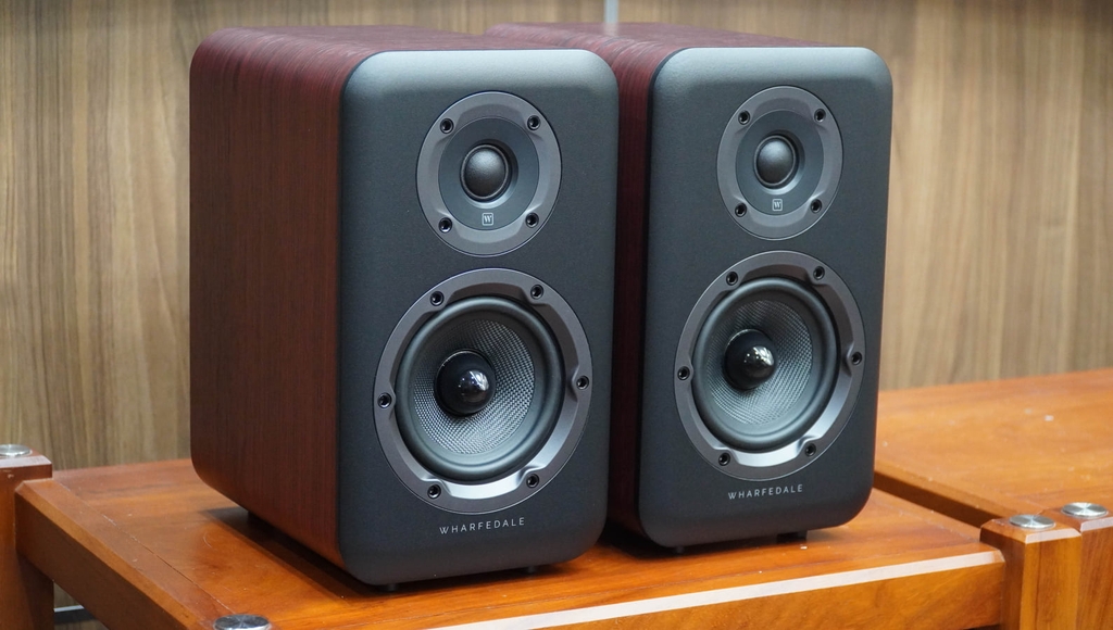 Loa nghe nhạc Wharfedale D320