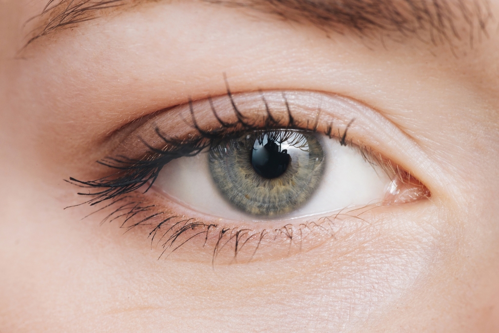 Căng mỏi mắt rất có thể nguyên nhân là do căng áp suất mắt, vậy triệu chứng nào cho thấy điều đó?