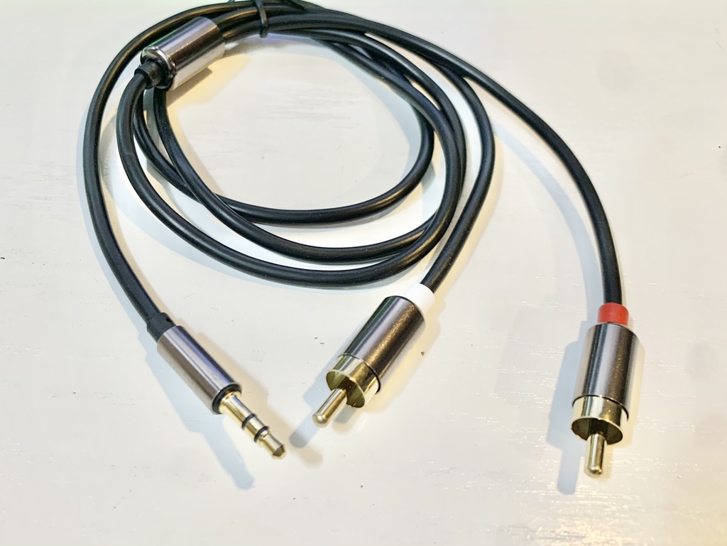 TAD-153 Dây 3.5mm & RCA Bông Sen dây nhập khẩu chất lượng cao