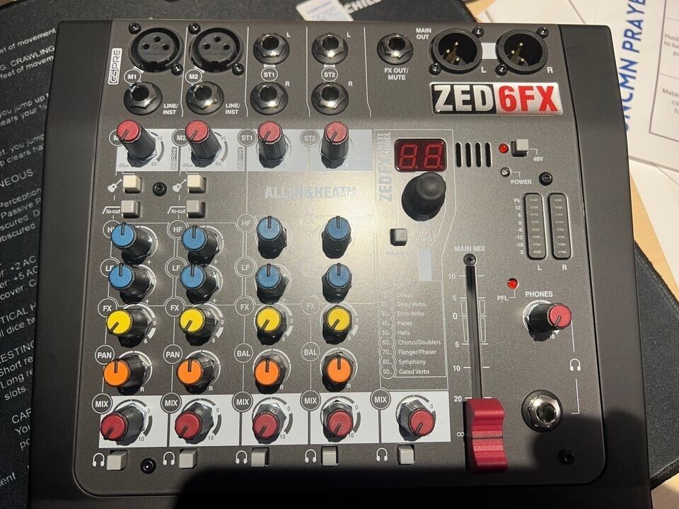 (Đã bán) Allen & Heath ZED-6FX (Qua Sử Dụng)