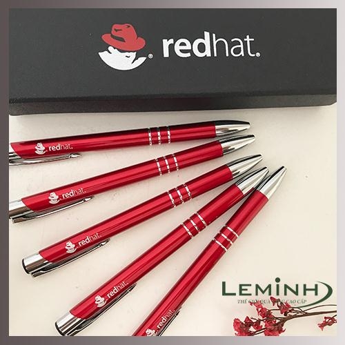 Bộ bút kí kim loại khắc logo - KH Redhat