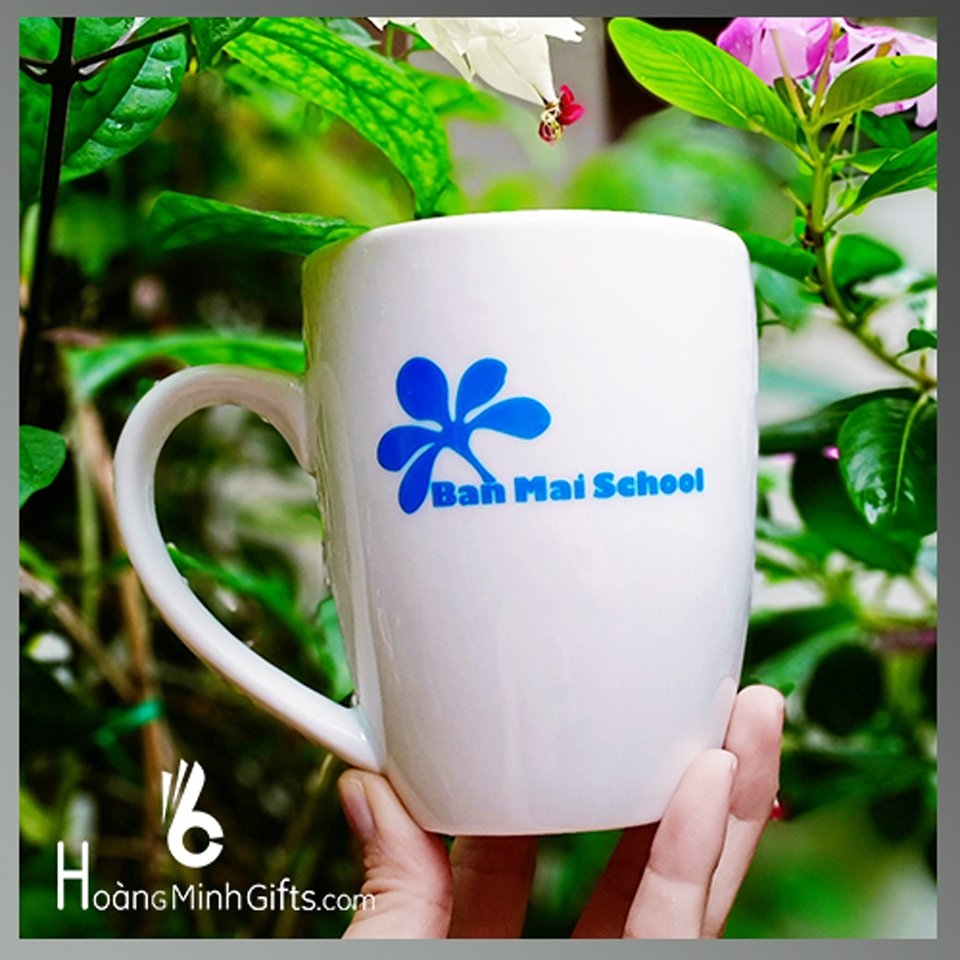 CỐC SỨ TRẮNG BÁT TRÀNG IN LOGO - KH BAN MAI SCHOOL