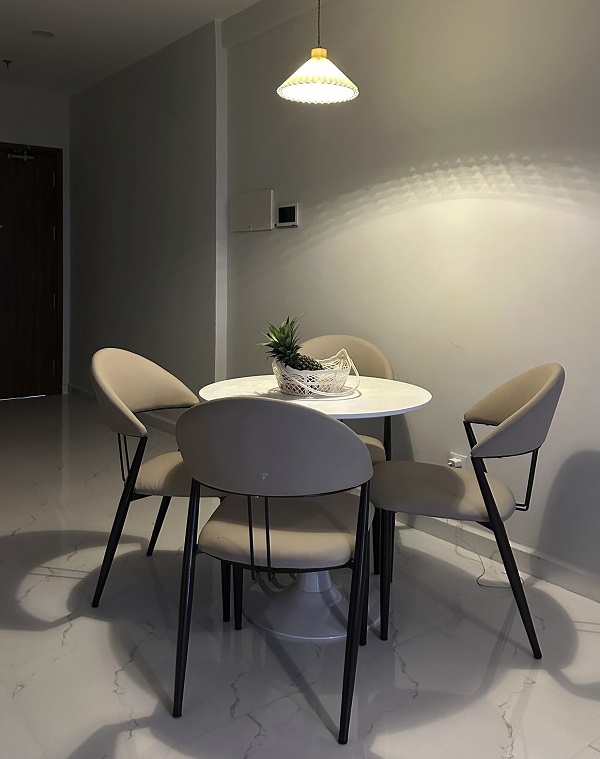 Bàn Ăn Tròn 4 Ghế Nhỏ Gọn 1504S