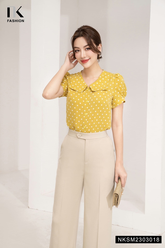 Áo Sơ Mi Chấm Bi Cộc Tay Lá Cổ NKSM2303018