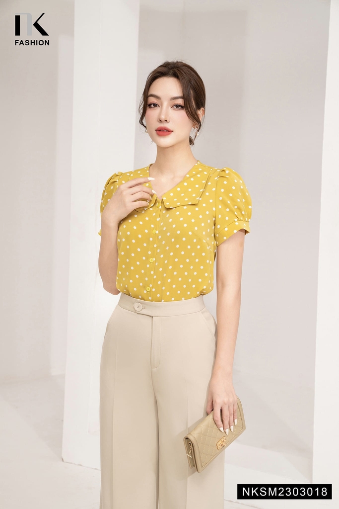 Áo Sơ Mi Chấm Bi Cộc Tay Lá Cổ NKSM2303018