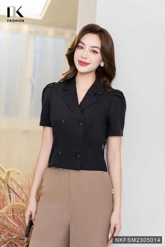 Áo Ký Giả Dáng Ôm Cộc Tay 4 Cúc Bọc NKFSM2305014