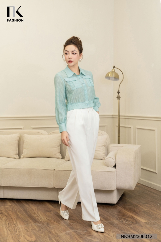 Áo Sơ Mi Cộc Tay Cổ Đức Bo Gấu NKSM2306012