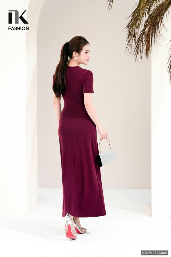 Đầm thun nẹp cúc vạt chéo dễ mặc, thoải mái NKDV2503006