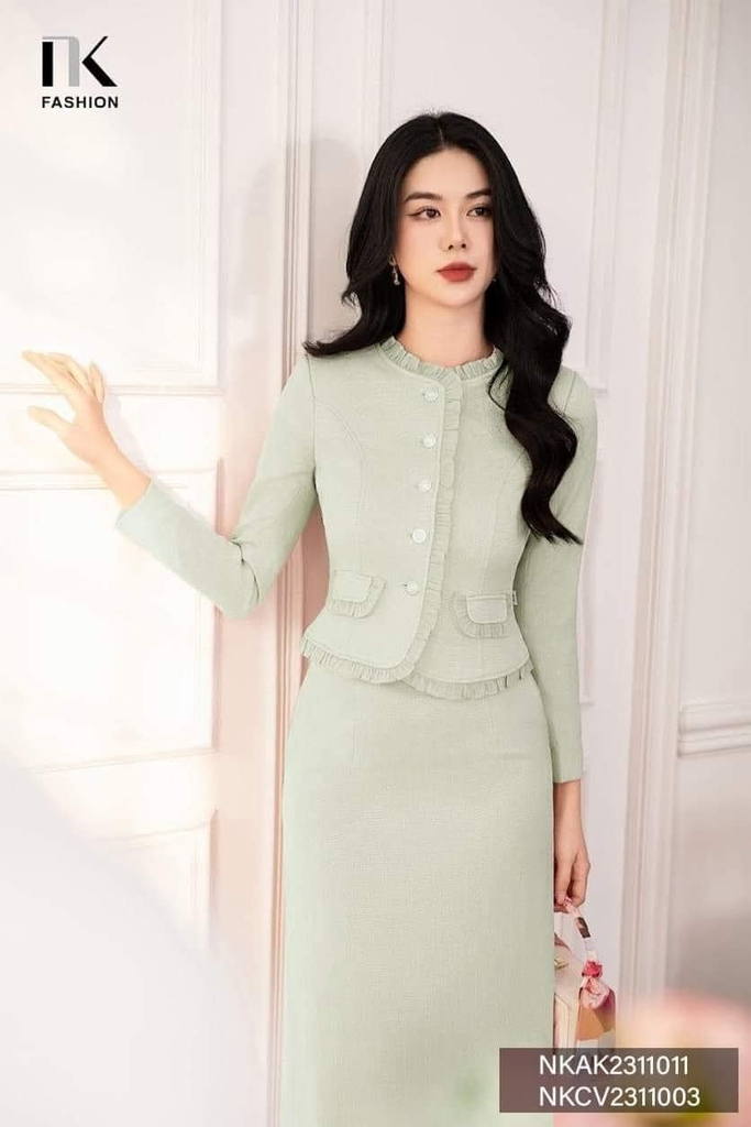 Chân Váy A Chất Liệu Text, Thiết Kế Basic, Dễ Phối, Thanh Lich NKCV2311003 ( Ko kèm áo + PK)