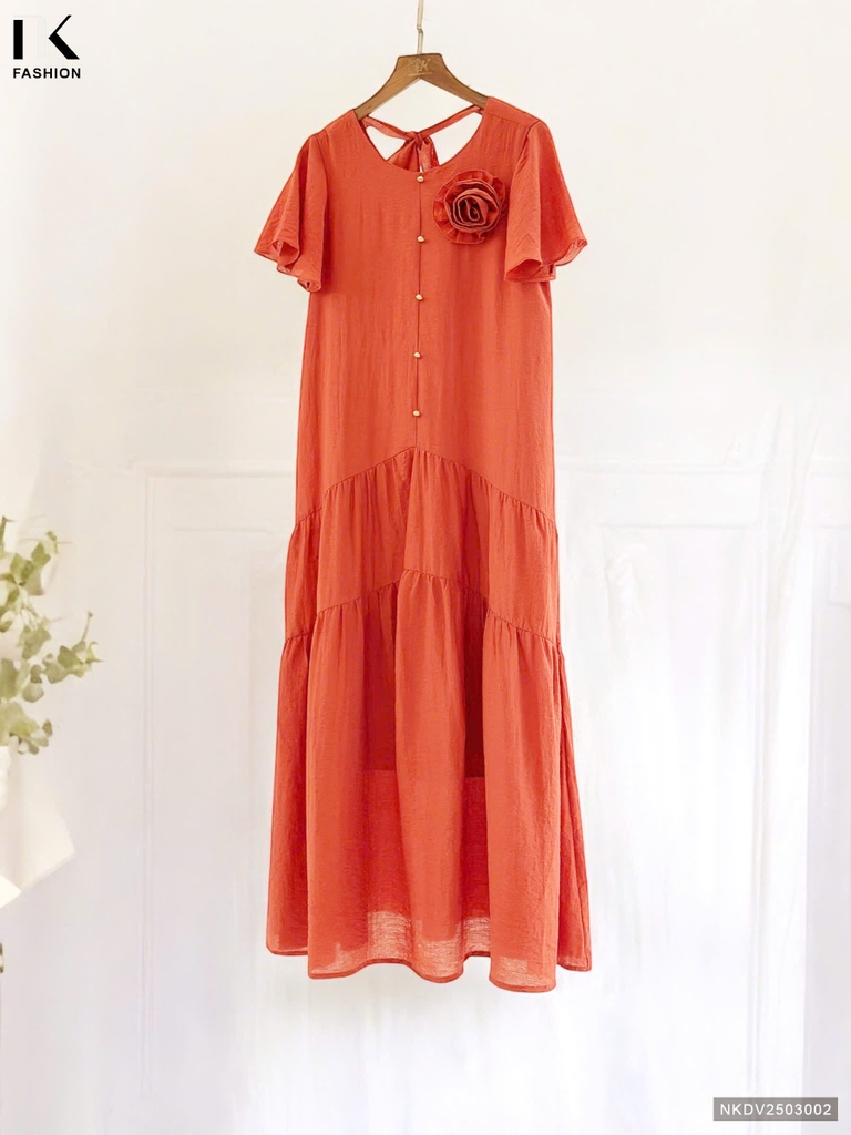 Váy Đầm Maxi Gun Nữ Tính Dáng Suông Thoải Mái NKDV2503002
