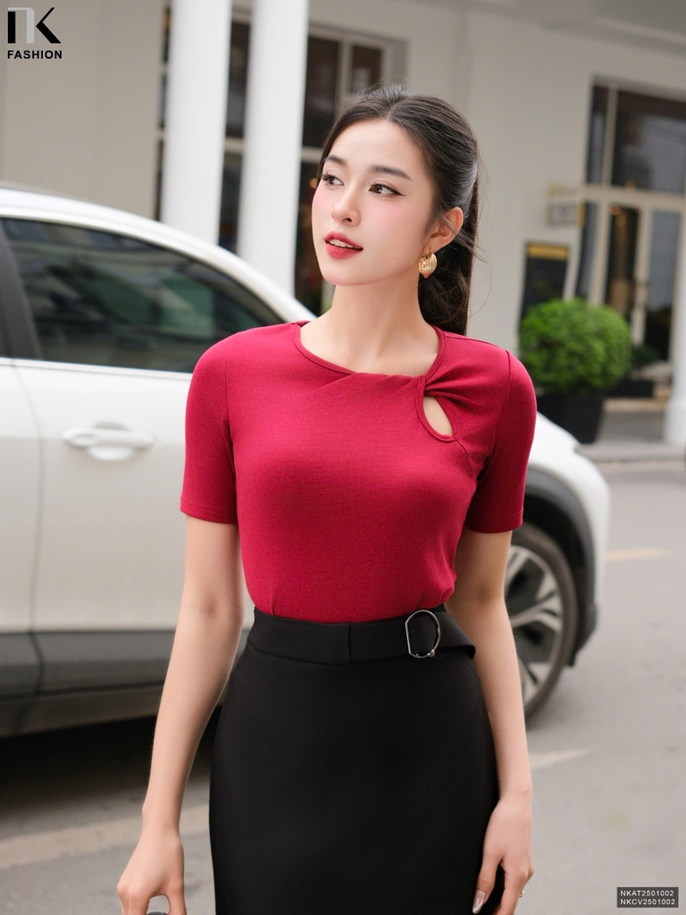 Áo Thun Xoắn Cổ NK Fashion Công Sở Nữ Thanh Lịch, Nữ Tính Vải Mềm Mịn NKAT2501002