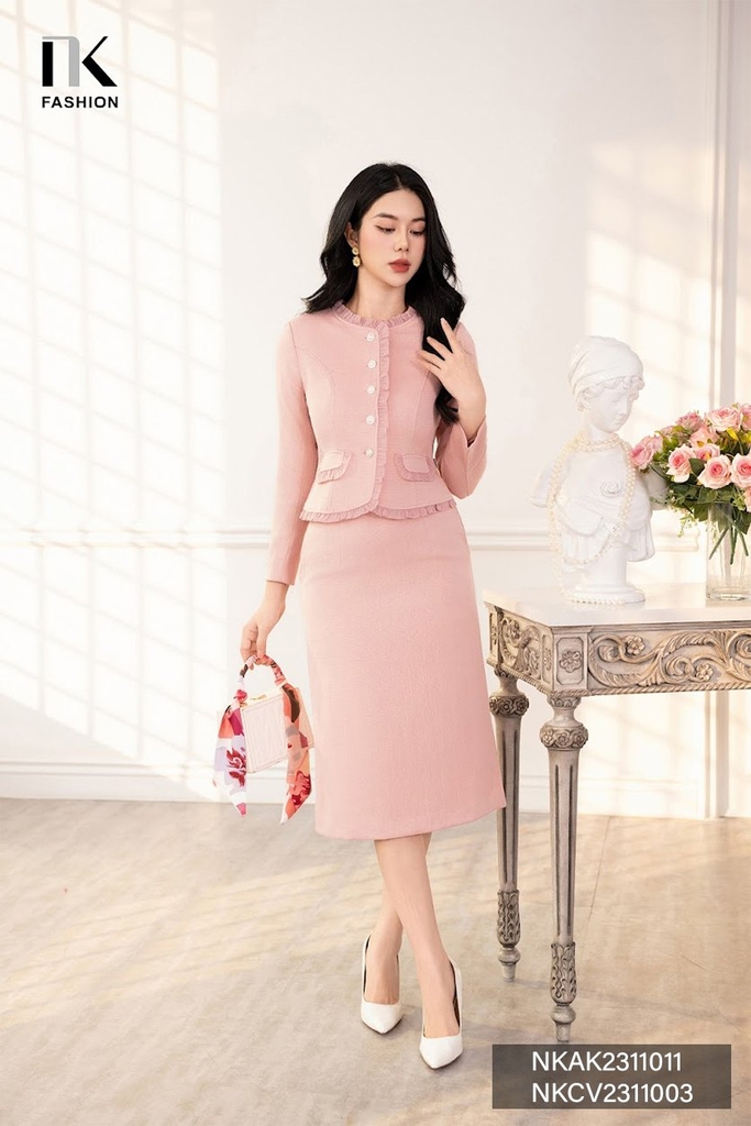 Chân Váy A Chất Liệu Text, Thiết Kế Basic, Dễ Phối, Thanh Lich NKCV2311003 ( Ko kèm áo + PK)