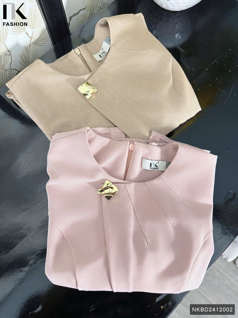 Set Chân Váy Bút Chì Và Áo Xếp Cổ Đai Eo Thanh Lịch Vải Mềm Mịn NKBD2412002 ( Bao gồm cả áo + CV)