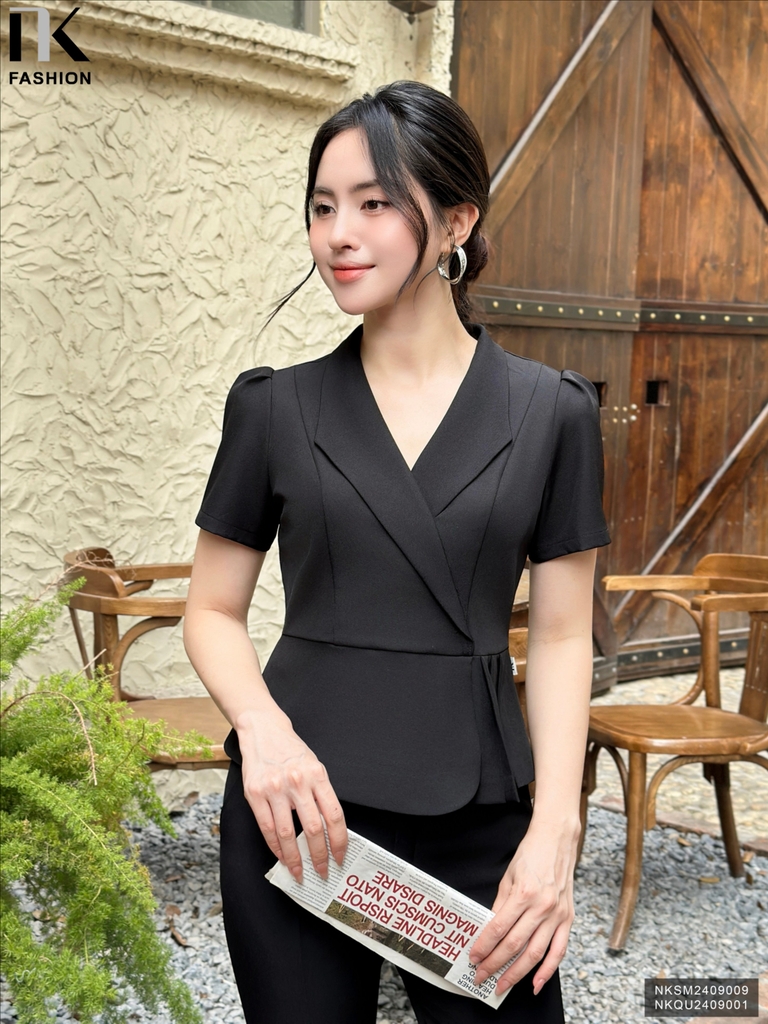 Áo Peplum Cổ Vê Xếp Sườn Thanh Lịch, Sang Trọng NKSM2409009 ( Ko kèm QU/CV/PK)