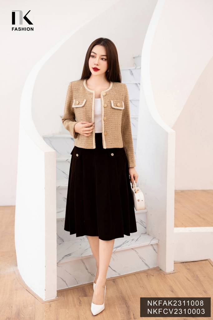 NK Fashion Áo Khóa Dạ Text 2 Túi Dáng Ngắn, Tay Dài Chất Liệu Cao Cấp, Cúc Đồng Sang Chảnh NKFAK2311008