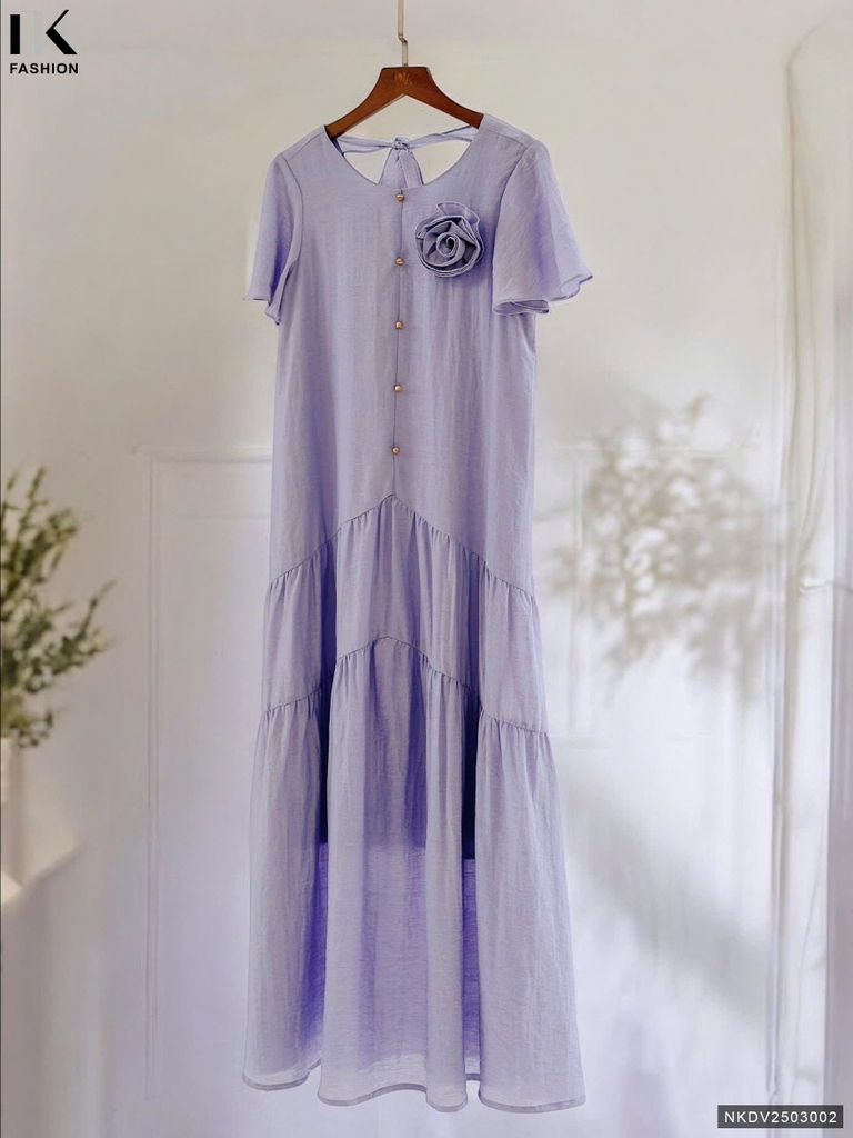 Váy Đầm Maxi Gun Nữ Tính Dáng Suông Thoải Mái NKDV2503002