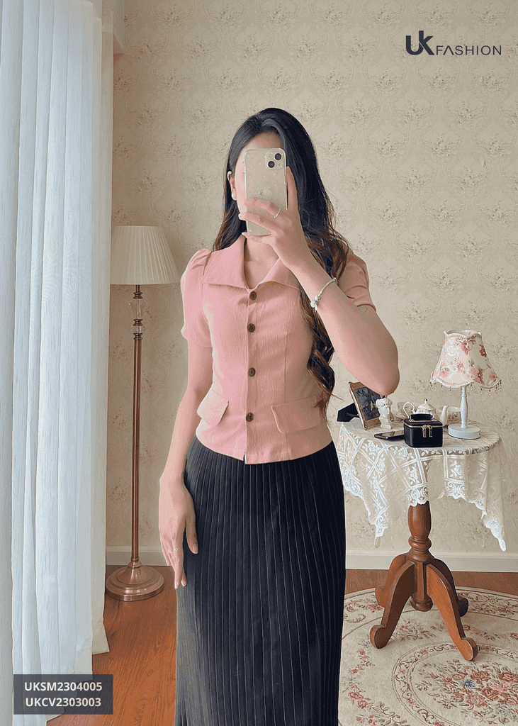 Áo Sơ Mi Cúc Nẹp 2 Nắp Túi Dáng Croptop UK UKSM2304005