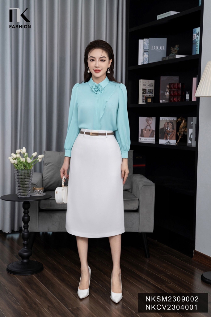 Áo Sơ Mi Dài Tay Cổ Đức Hoa Bèo Vai NKSM2309002