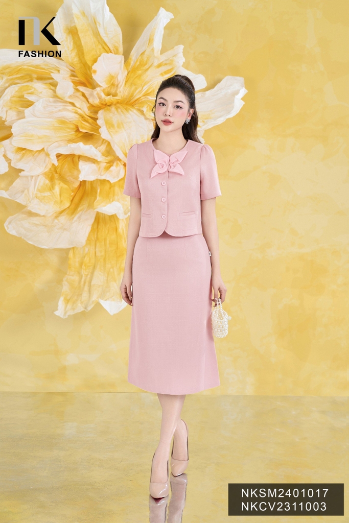 NK Fashion Áo Sơ Mi Cổ Tròn Nơ Phối Oganza Nữ Tính, Trẻ Trung, Thời Trang NKSM2401017
