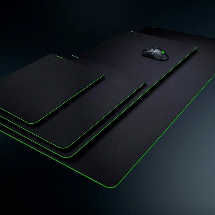 Bàn di chuột Razer Gigantus V2 Soft Mat XXL - RZ02-03330400-R3M1