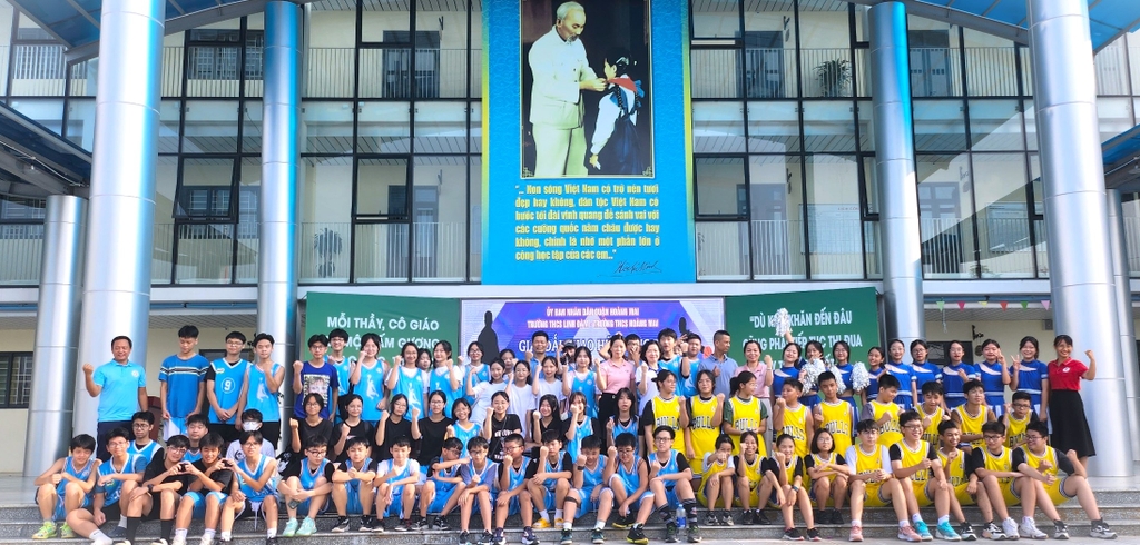 Trường THCS Hoàng Mai